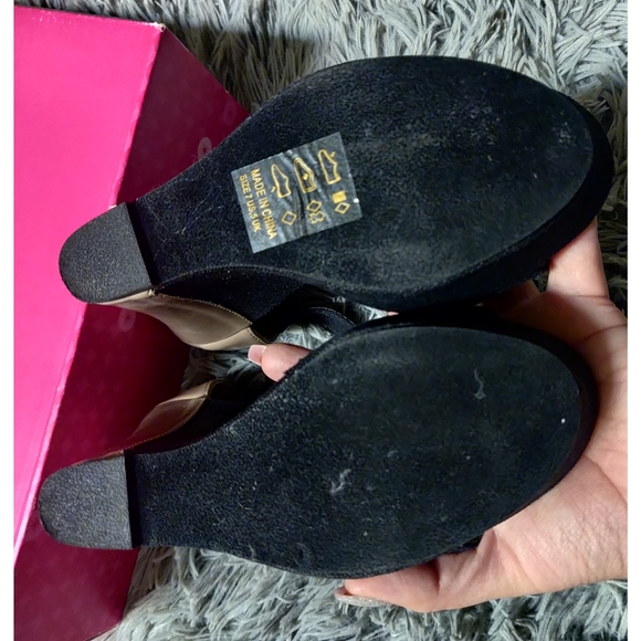 Shoedazzle Gwen Stunning Wedges Single Strap New - Picture 3 of 4